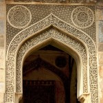 Pre-Mughal inscriptions on the Bara Gumbad, Lodi Gardens